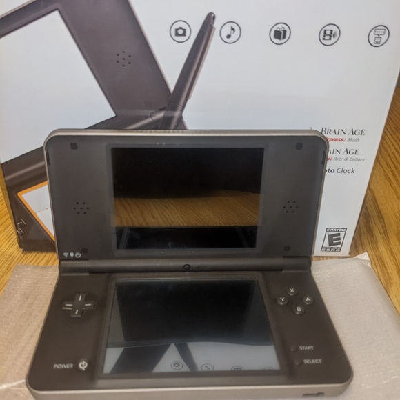 Nintendo DSi XL bronze - Picture 2 of 7